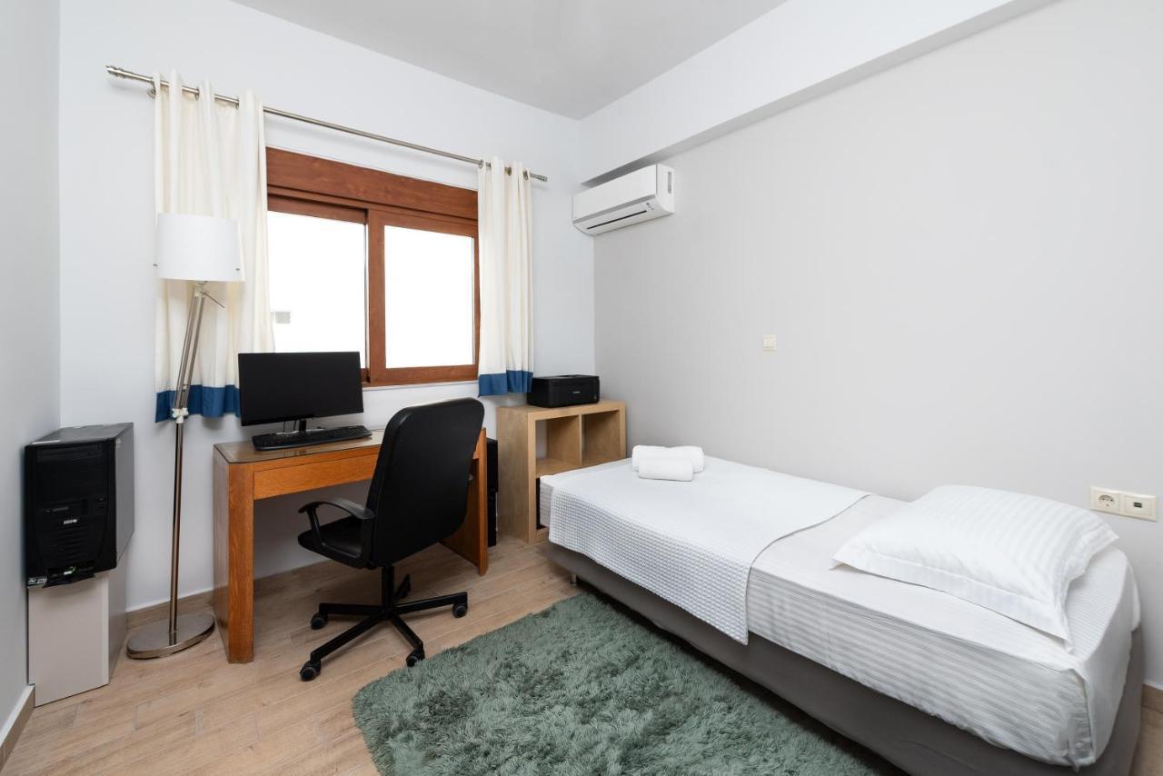 Ritas Modern In-City House Rhodes City 外观 照片
