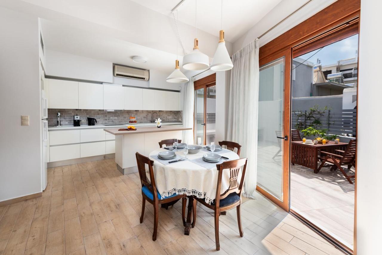 Ritas Modern In-City House Rhodes City 外观 照片