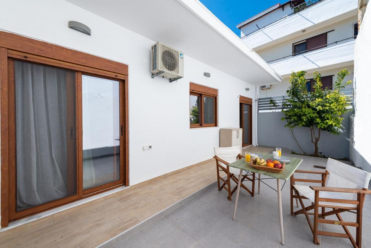 Ritas Modern In-City House Rhodes City 外观 照片